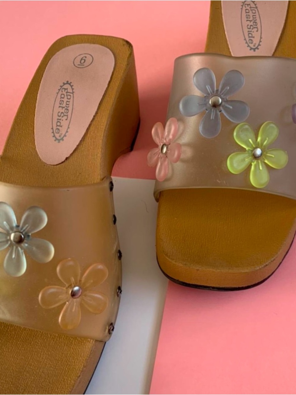LOWER EAST SIDE Translucent Jelly Platform Sandals with Pastel Flower Accents